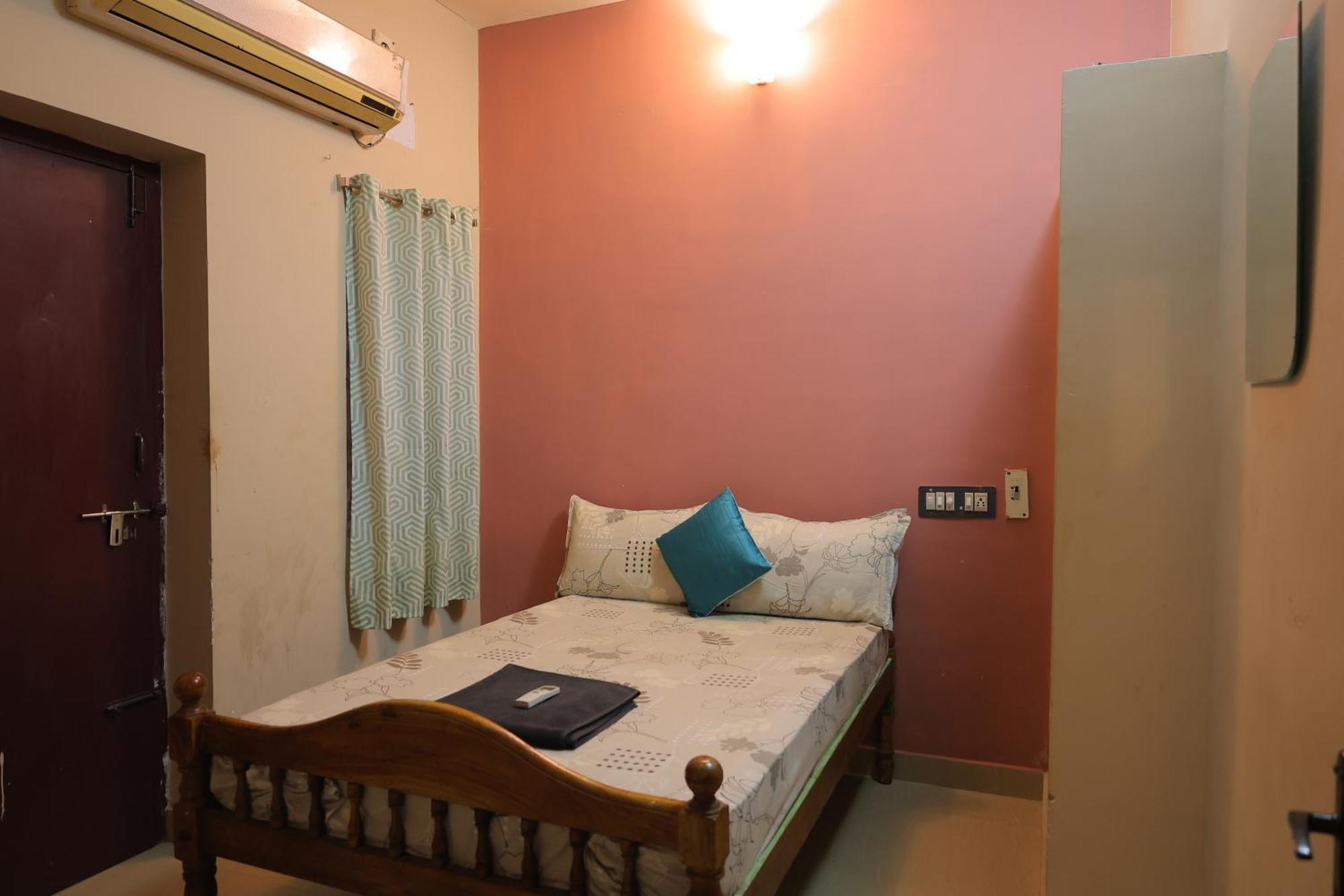 Hotel The Club House Pondicherry Exterior foto